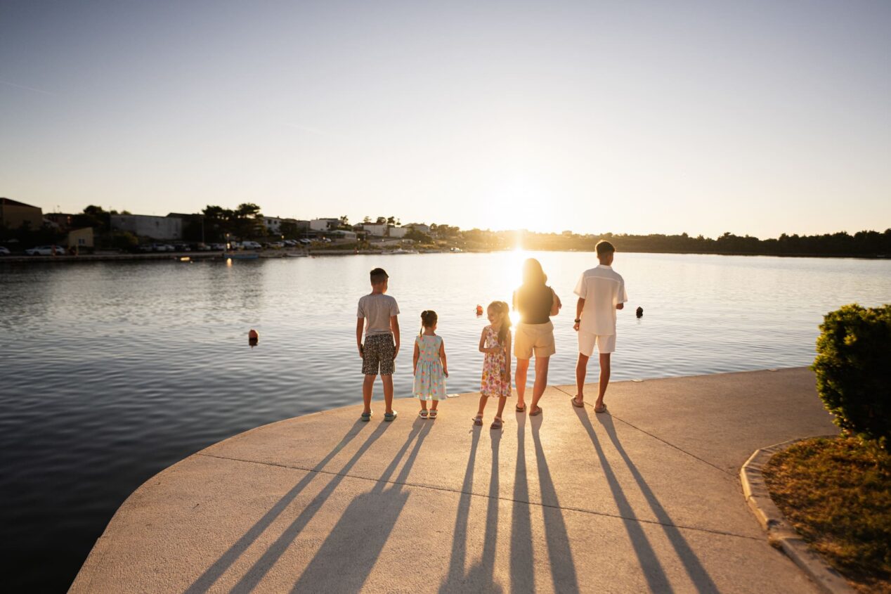 Famly harbourside. What happens is a workers compensation is declined?